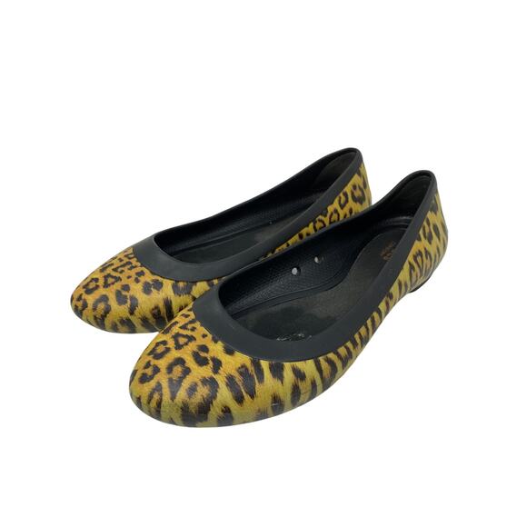 Crocs Comfort Flats Womens Size 7 Leopard Print Slip On - Picture 2 of 7